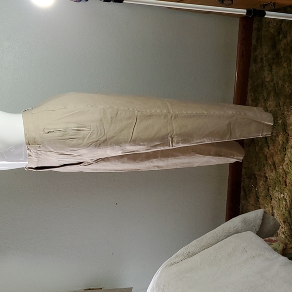 AVENUE Women's Petite Chinos Cream Pants-EUC-Sz 20P - Picture 6 of 12